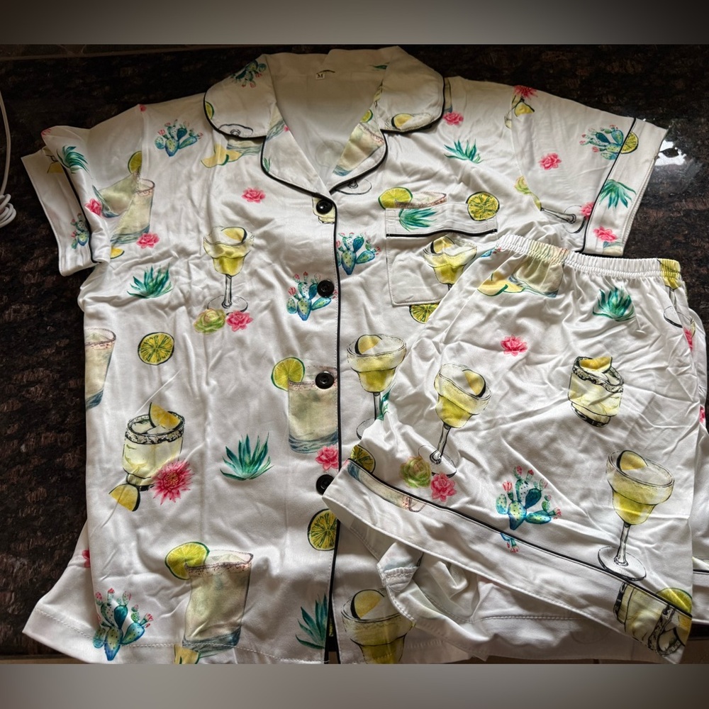 New Women’s 2 Pc Margarita Pajama Shorts Set Size M